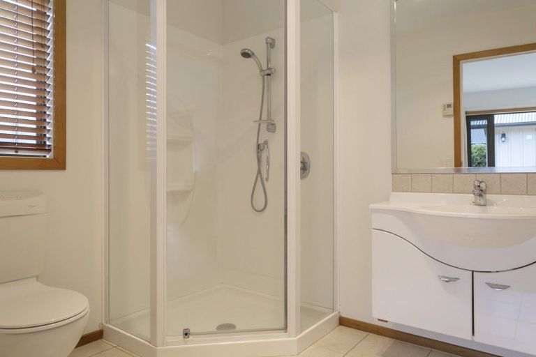 Photo of property in 15 The Circle, Nukuhau, Taupo, 3330