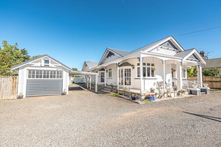 Photo of property in 9 Great North Road, Saint Johns Hill, Whanganui, 4501