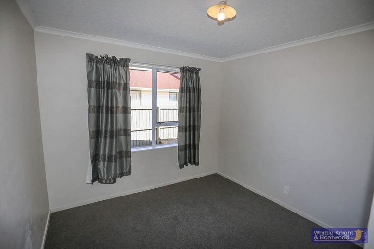 Photo of property in 190a Wainoni Road, Avondale, Christchurch, 8061
