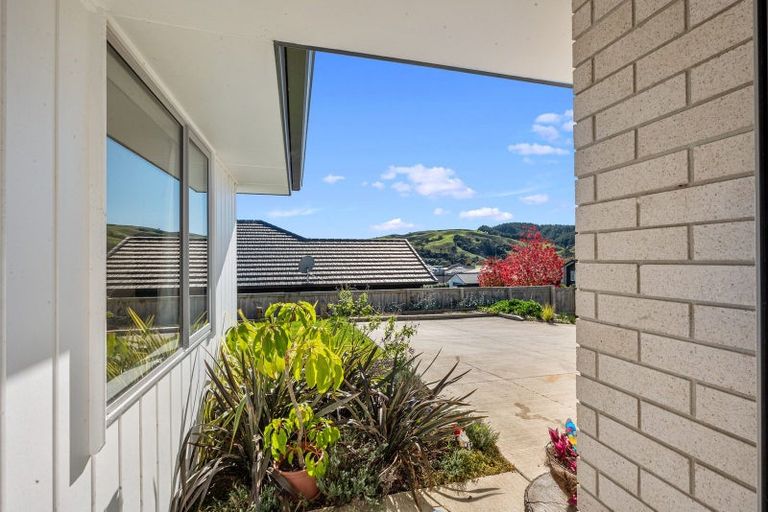 Photo of property in 24 Urumaraki Avenue, Helensville, 0800