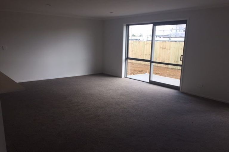 Photo of property in 17 Lamborn Drive, Papakura, 2110