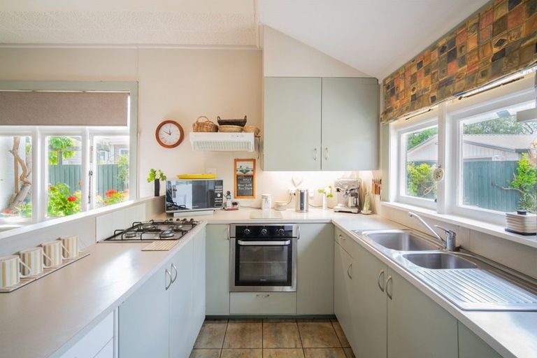 Photo of property in 8 Bletsoe Avenue, Spreydon, Christchurch, 8024