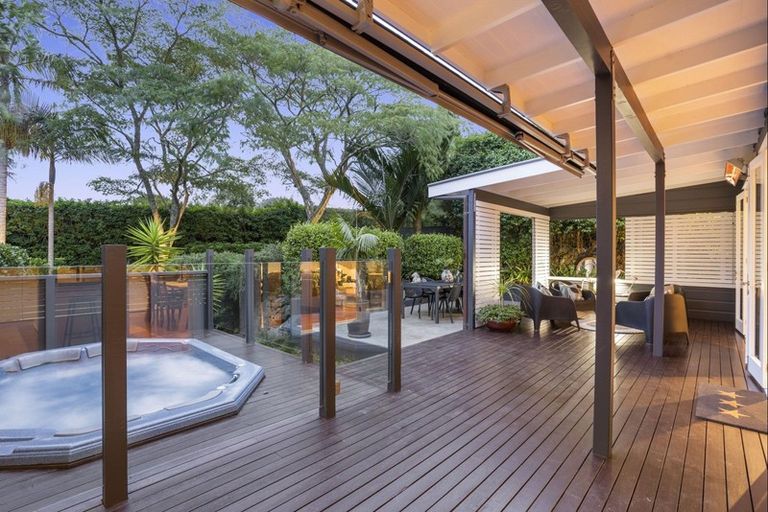 Photo of property in 39 Esplanade Road, Mount Eden, Auckland, 1024