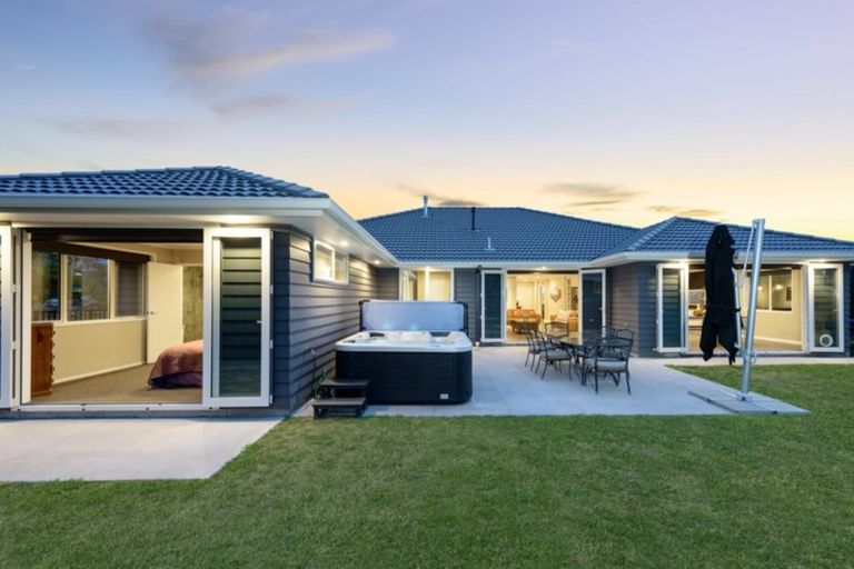 Photo of property in 61 Pyes Pa Road, Pyes Pa, Tauranga, 3112