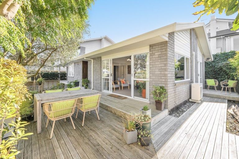Photo of property in 2/19 Sixth Avenue, Tauranga, 3110