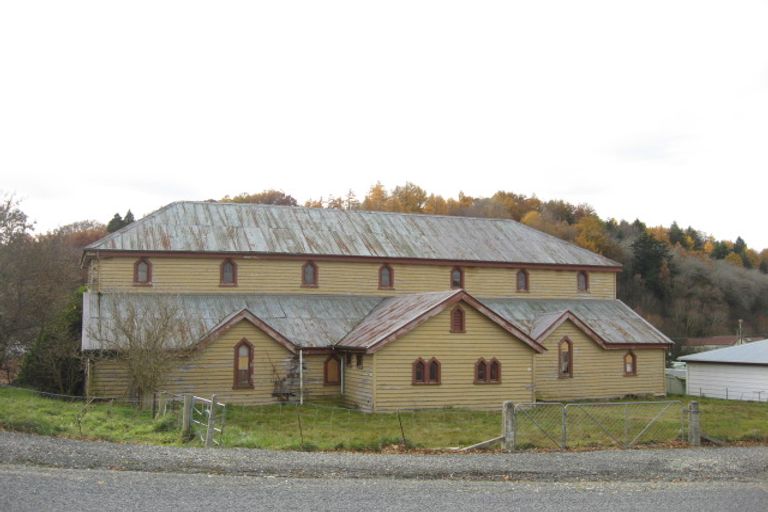 Photo of property in 11 Colonsay Street, Lawrence, 9532