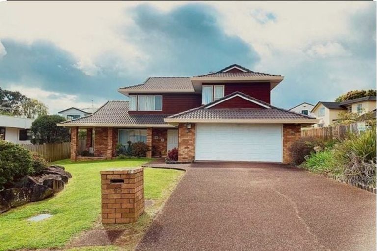Photo of property in 45 Wiltshire Place, Somerville, Auckland, 2014