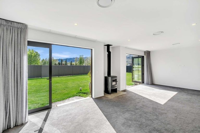Photo of property in 4 Begg Lane, Mount Pisa, Cromwell, 9383
