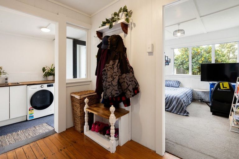 Photo of property in 35 Woodside Road, Matangi, Hamilton, 3284