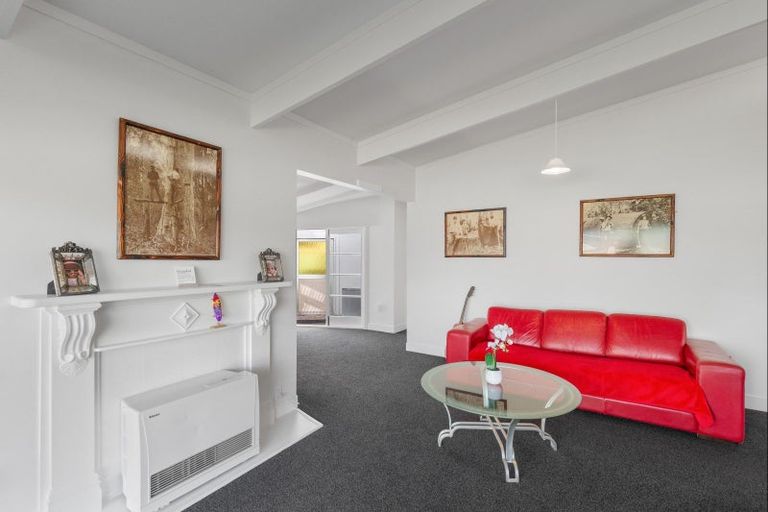 Photo of property in 27 Weraroa Road, Levin, 5510