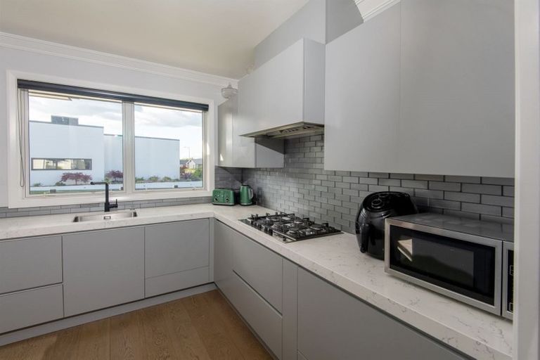 Photo of property in 19 Mike Smith Drive, Cambridge, 3434