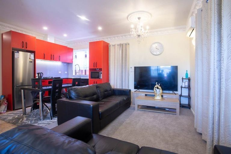 Photo of property in 3/48 Pooks Road, Ranui, Auckland, 0612