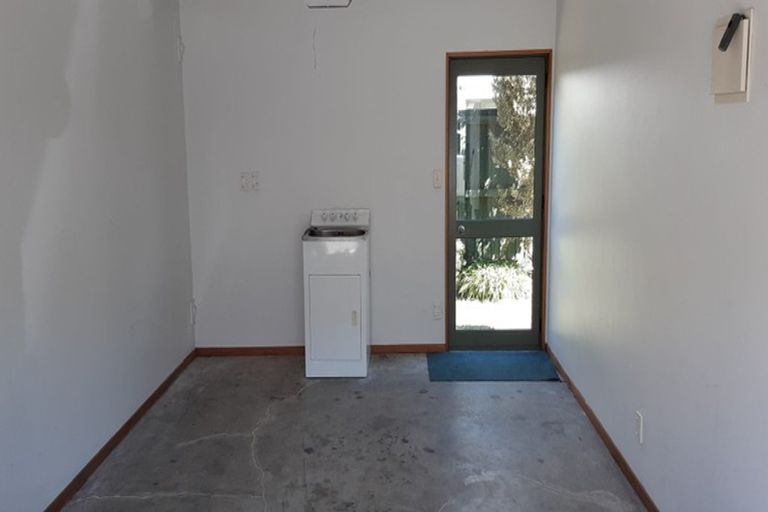 Photo of property in 2/13 Crohane Place, Addington, Christchurch, 8024