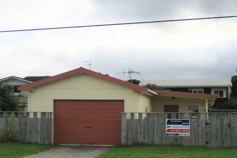 Photo of property in 95 Manly Street, Paraparaumu Beach, Paraparaumu, 5032