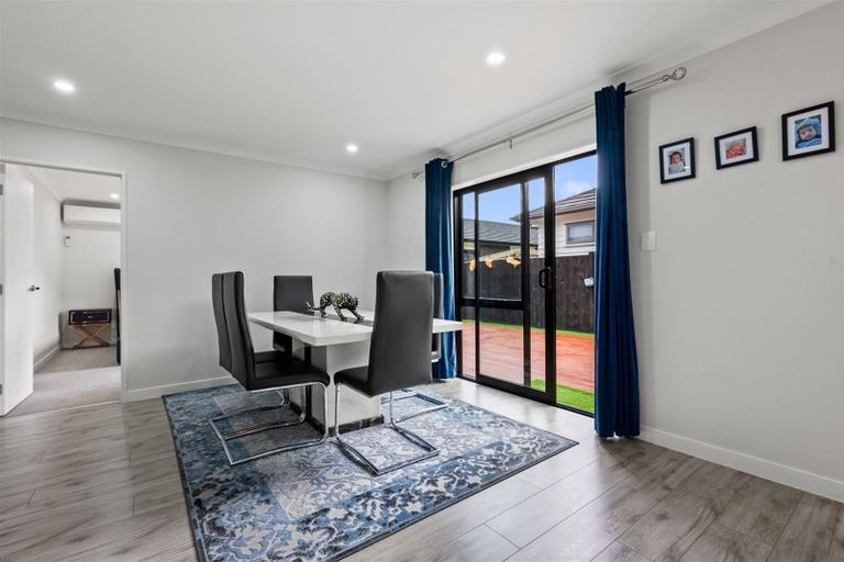 Photo of property in 20 Softwood Avenue, Takanini, 2110