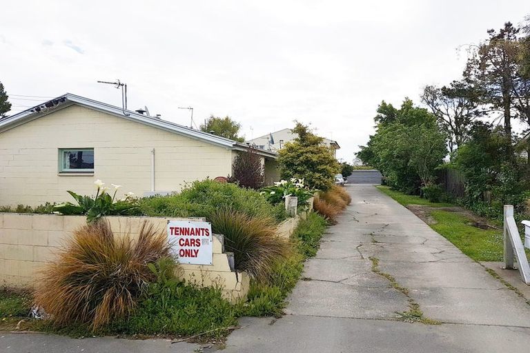 Photo of property in 2/33 Champion Street, Edgeware, Christchurch, 8013