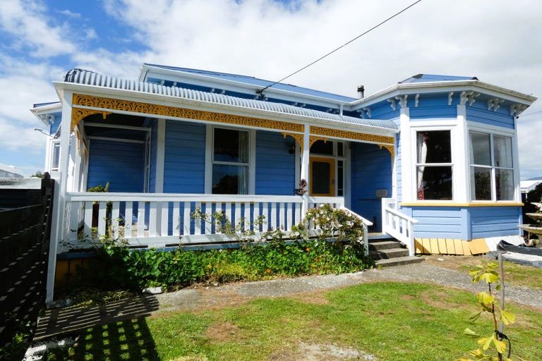 Photo of property in 123 Queen Street, Westport, 7825