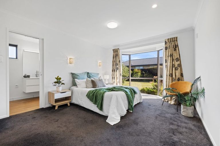 Photo of property in 29 Anglesea Avenue, Parklands, Christchurch, 8083