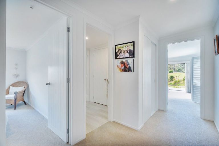 Photo of property in 111 Benjamin Place, Matarangi, Whitianga, 3592