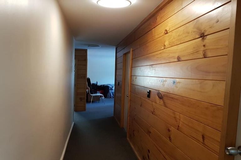 Photo of property in Te Awhina Apartments, 3/22 Sussex Street, Mount Cook, Wellington, 6021