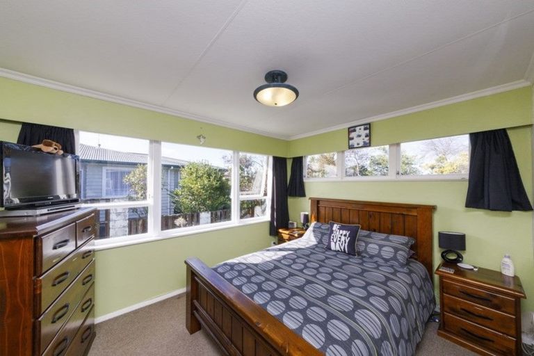 Photo of property in 11 Anakiwa Street, Kelvin Grove, Palmerston North, 4414