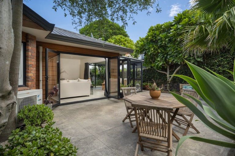 Photo of property in 312b Oceanbeach Road, Mount Maunganui, 3116