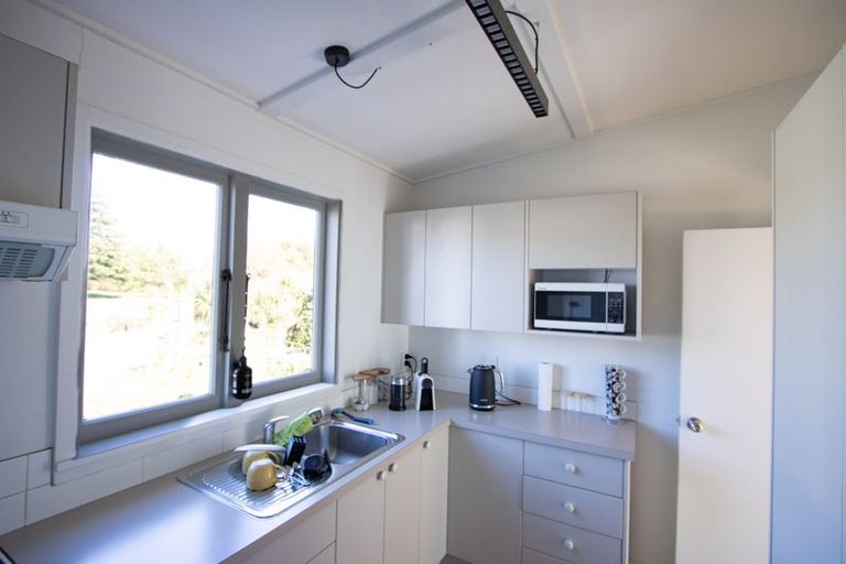 Photo of property in 2/249 Dairy Flat Highway, Albany, Auckland, 0632