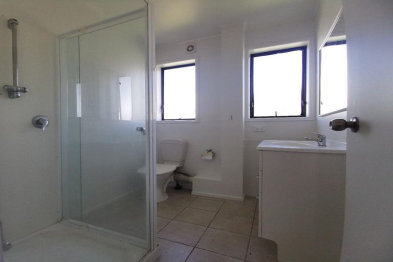 Photo of property in 1/23 Heron Place, Pakuranga Heights, Auckland, 2010