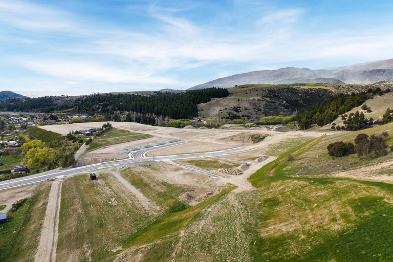 Photo of property in 42 Atkins Road, Luggate, Wanaka, 9382