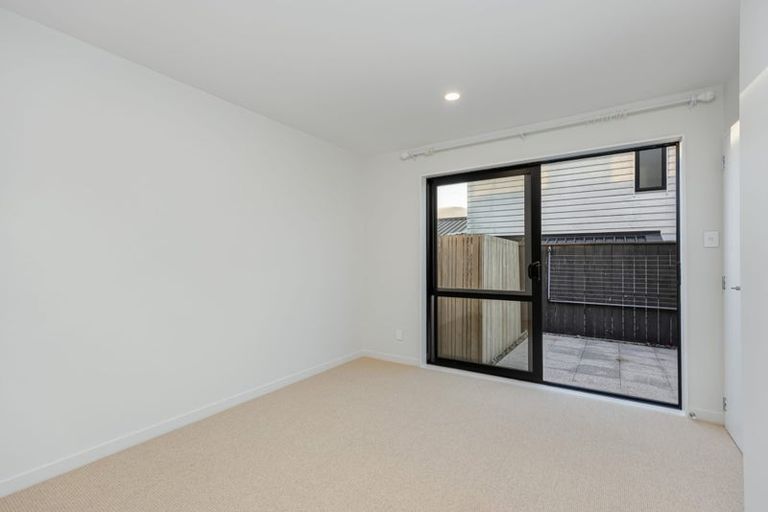 Photo of property in 6 Alexander French Close, Silverdale, 0932