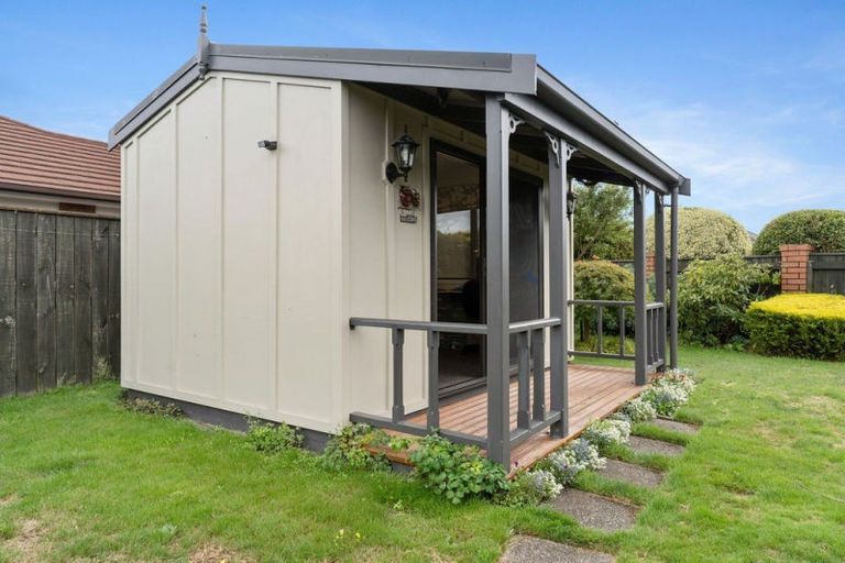 Photo of property in 40 Armstrong Avenue, Carterton, 5713