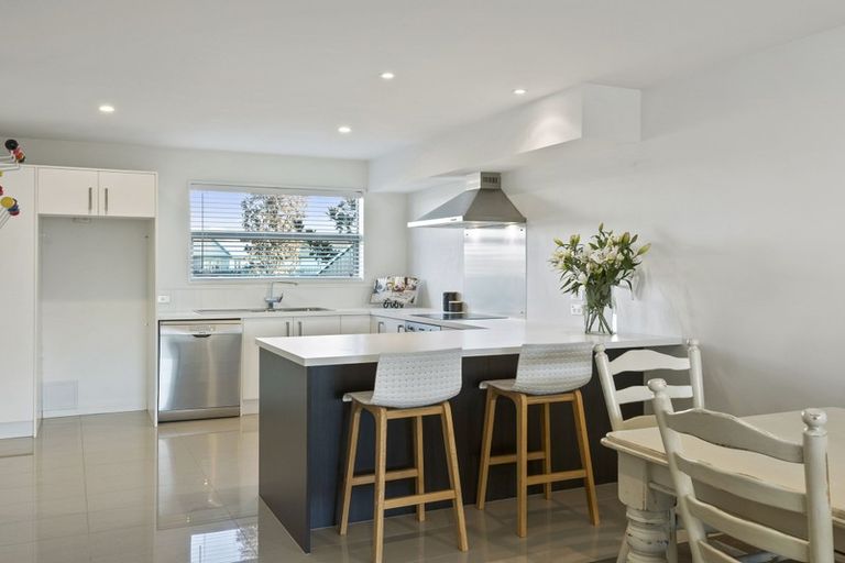 Photo of property in 42 Caulfield Avenue, Halswell, Christchurch, 8025