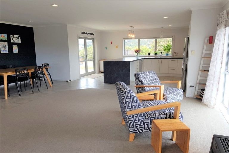 Photo of property in 1229 Moonshine Road, Judgeford, Porirua, 5381