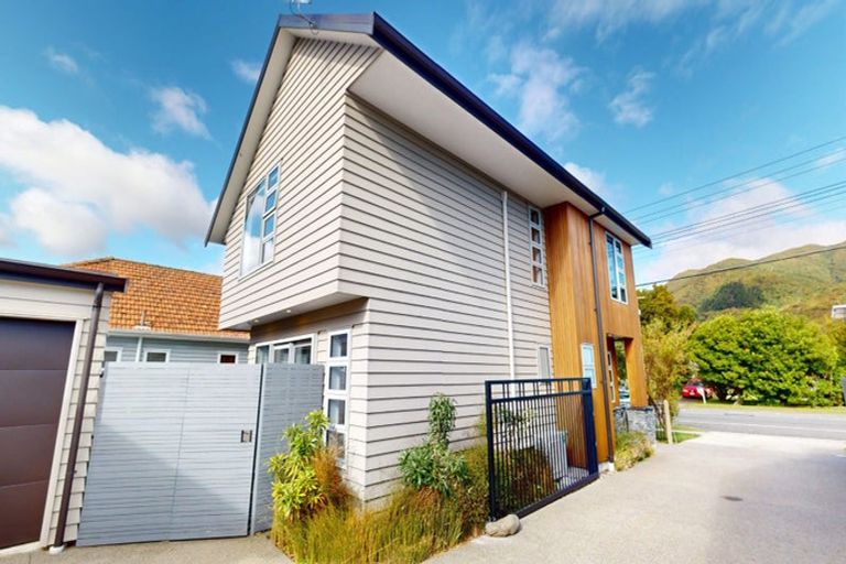 Photo of property in 101b Waiwhetu Road, Waterloo, Lower Hutt, 5011