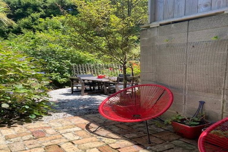 Photo of property in 55a Tui Glen Road, Birkenhead, Auckland, 0626