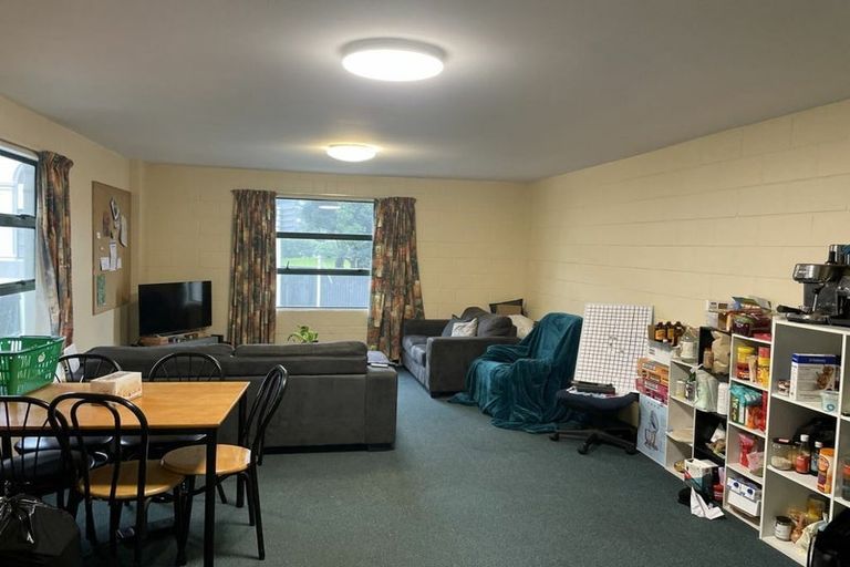 Photo of property in Te Awhina Apartments, 1/22 Sussex Street, Mount Cook, Wellington, 6021