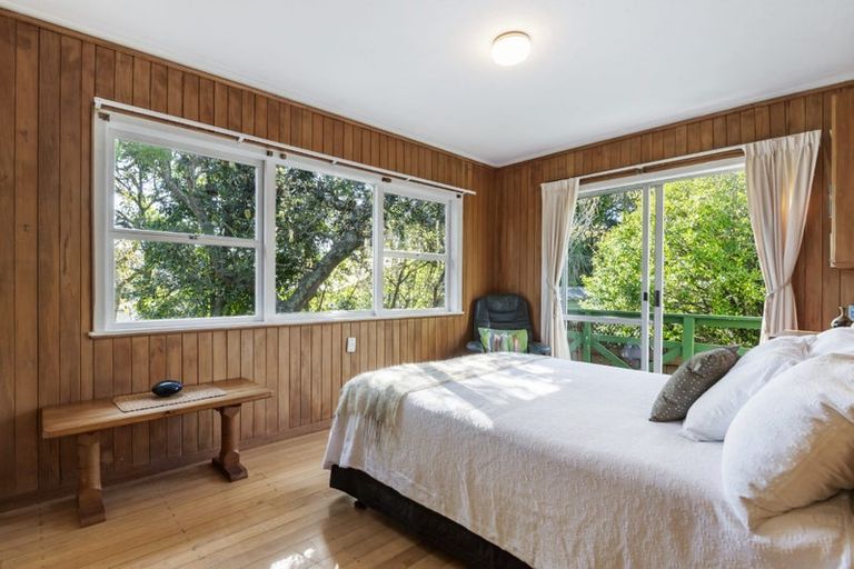Photo of property in 64 County Road, Torbay, Auckland, 0630