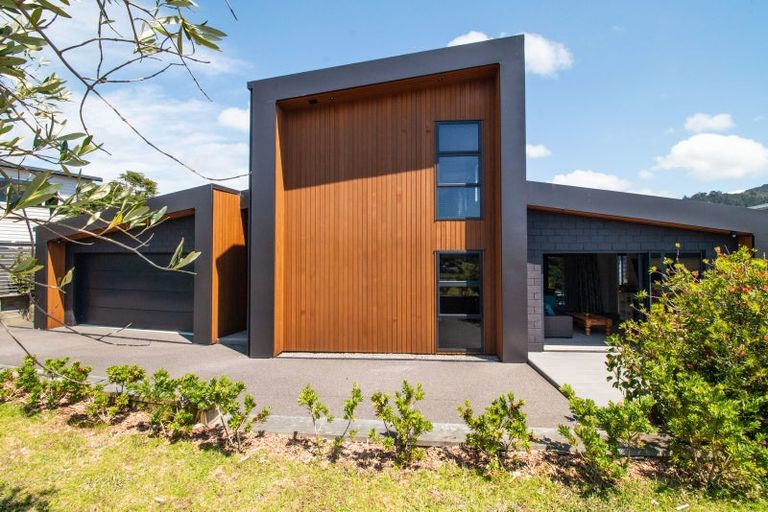 Photo of property in 42 Browns Drive, Waihi Beach, 3611