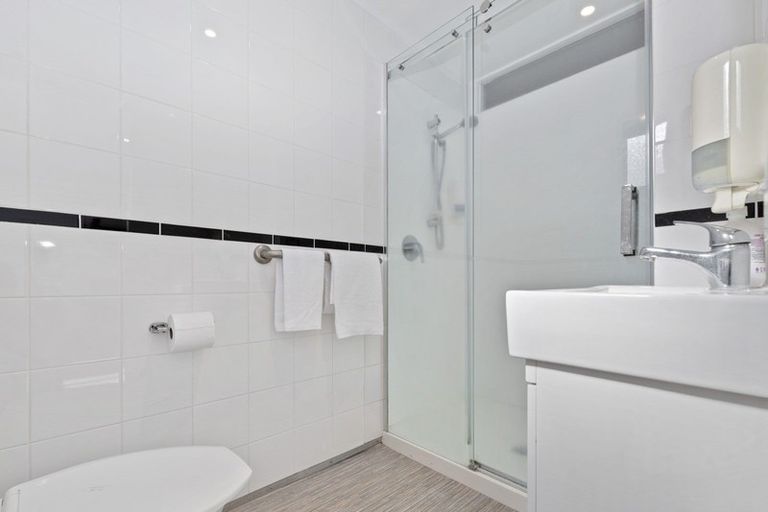 Photo of property in 21 Lake Road, Ohinemutu, Rotorua, 3010