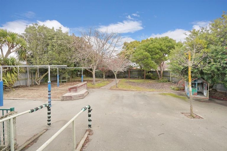 Photo of property in 284 Breezes Road, Aranui, Christchurch, 8061