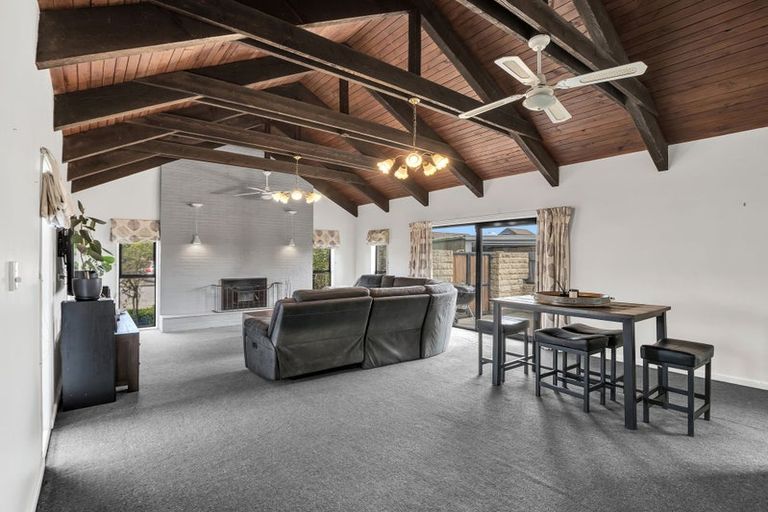 Photo of property in 7 Kowai Place, Amberley, 7410