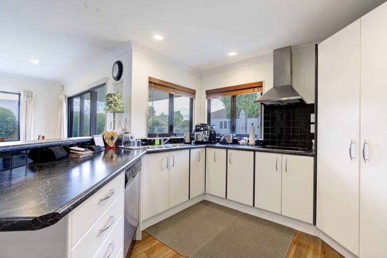 Photo of property in 43a Cairns Crescent, Rototuna, Hamilton, 3210