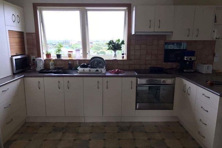 Photo of property in 27a Esmonde Road, Takapuna, Auckland, 0622