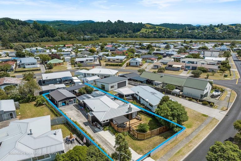 Photo of property in 229 Chartwell Avenue, Whangamata, 3620