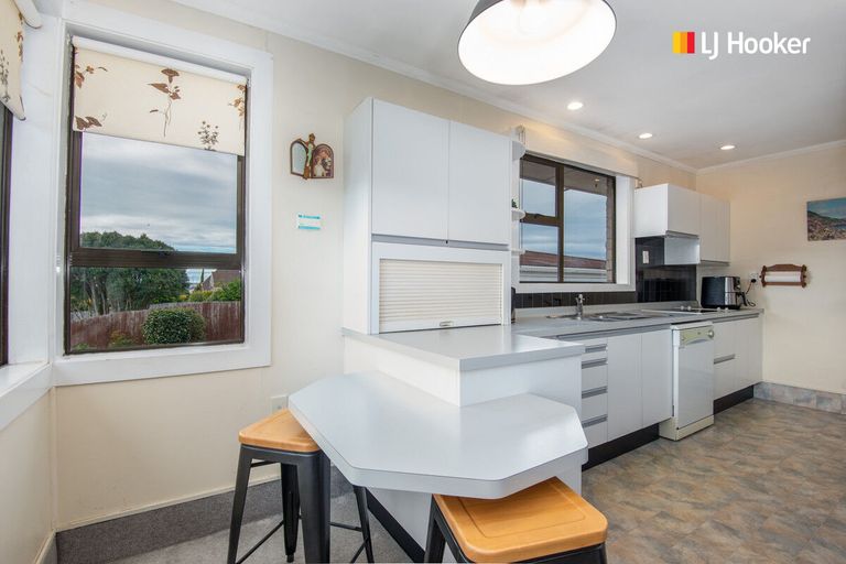 Photo of property in 303 Brockville Road, Brockville, Dunedin, 9011