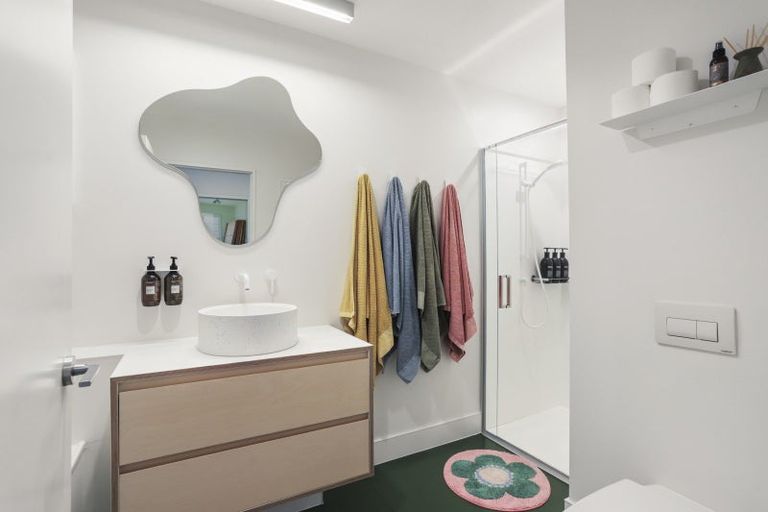 Photo of property in 216 Hobsonville Point Road, Hobsonville, Auckland, 0616