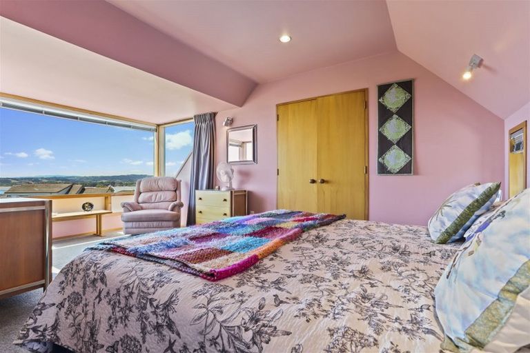 Photo of property in 6 Stevenson Way, Cockle Bay, Auckland, 2014