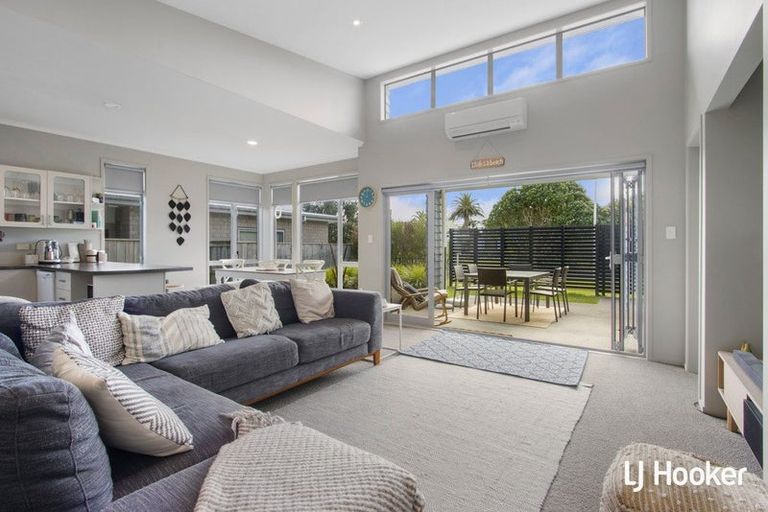 Photo of property in 8a Reo Crescent, Waihi Beach, 3611