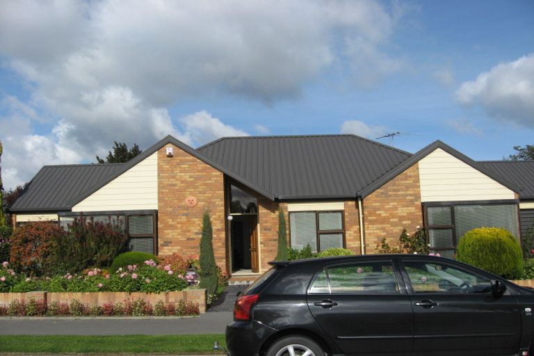 Photo of property in 1 Saint Clio Street, Ilam, Christchurch, 8041