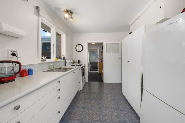 Photo of property in 4 Neil Road, Fairy Springs, Rotorua, 3015